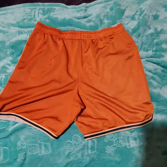 Nike Shorts - Picture 2 of 3